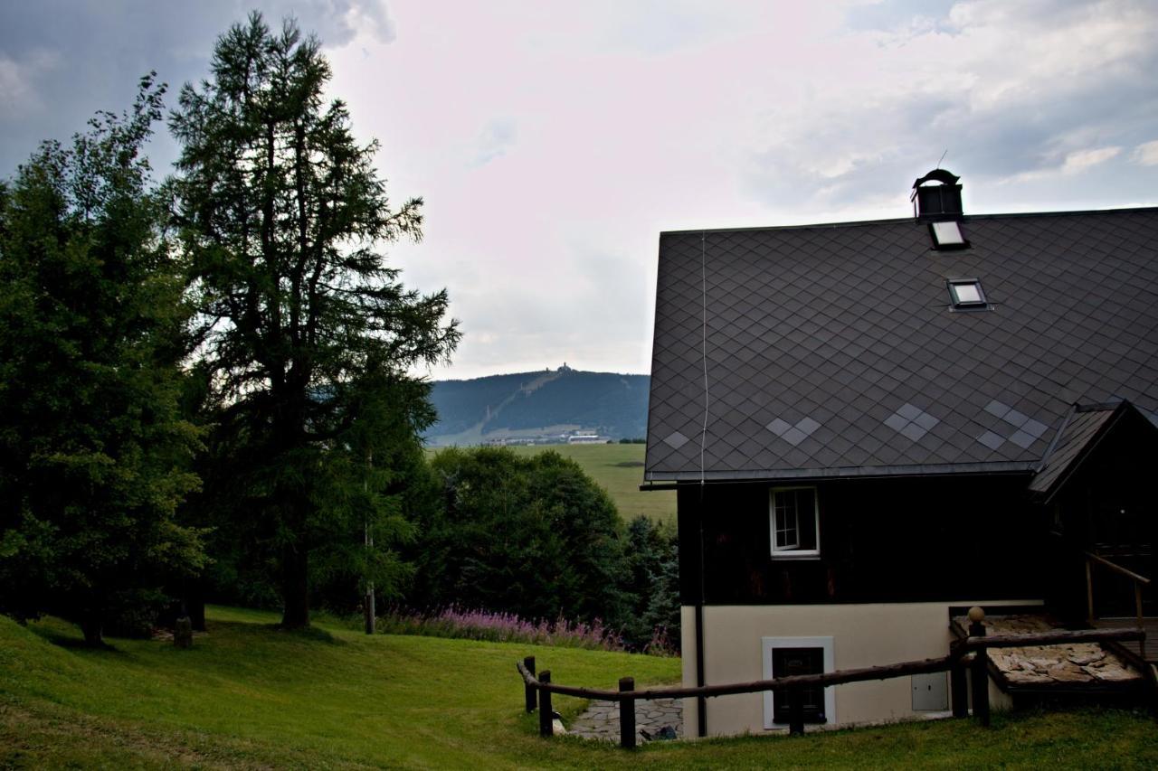 Chaloupka Slamenka Villa Loučná pod Klínovcem Екстериор снимка
