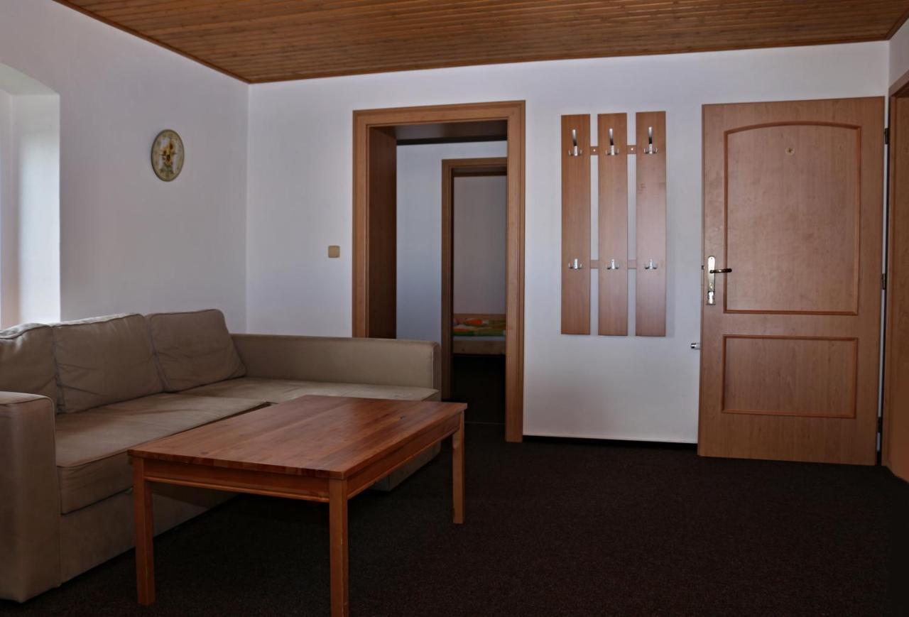 Chaloupka Slamenka Villa Loučná pod Klínovcem Екстериор снимка