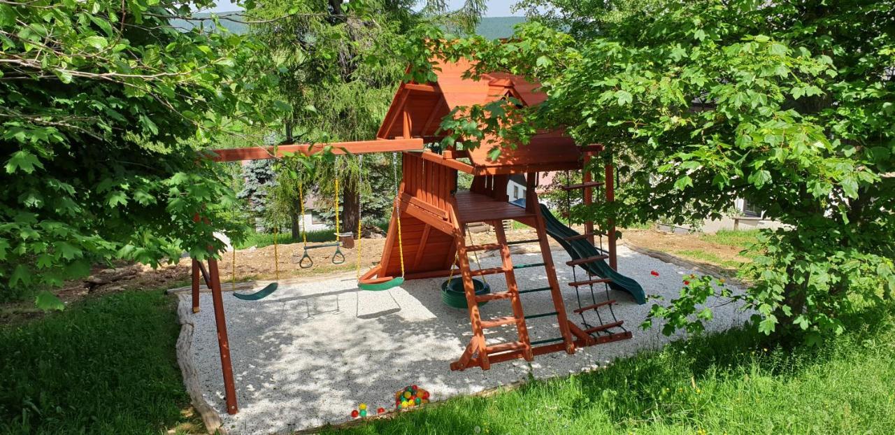 Chaloupka Slamenka Villa Loučná pod Klínovcem Екстериор снимка